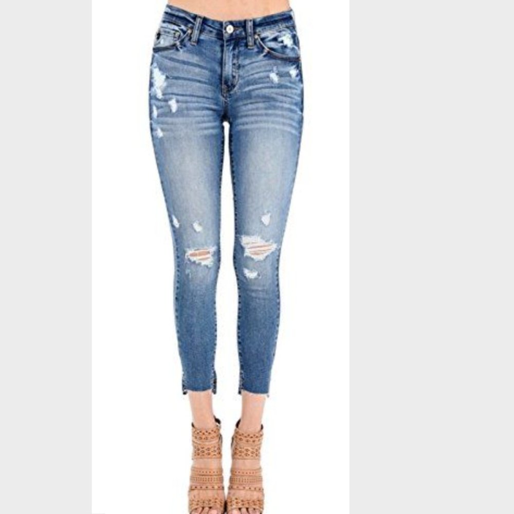 Kancan Mid Rise Ripped Skinny Jean